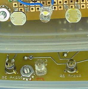 The standard Sandwich robot uses cadmium-sulfide (CdS) photoresistors (top). The Red Sandwich variation uses phototransistors (bottom).