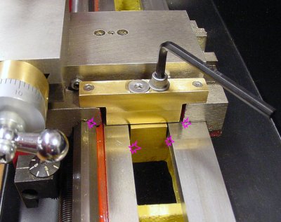 Turning the hex key pulls the pieces together for multiple points of contact
