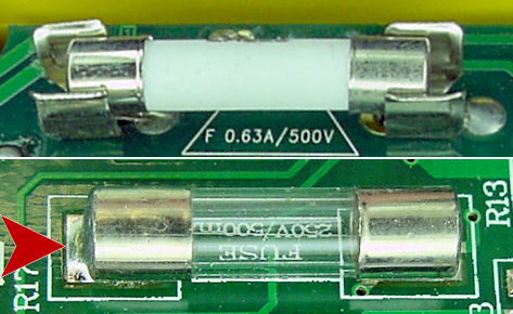 Fuse holder (good) versus soldered fuse (not good)
