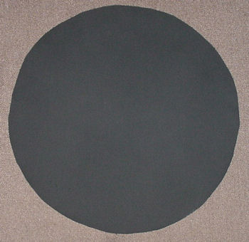 Mishapen sumo circle painted black