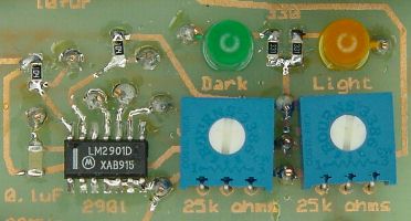 Comparator sub-circuit