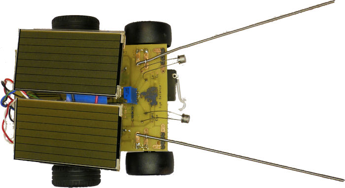 Carefree solar roaming robot