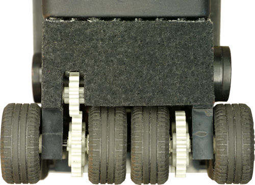 Thin black felt reduces detection from behind