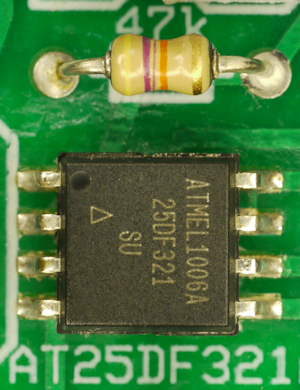 Atmel AT25DF321 4MB Flash